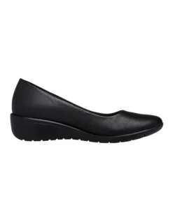 Hush Puppies Dylan Black Leather Pumps