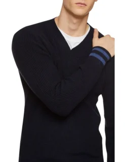 Oxford Porter V-neck Knit -Myer Fashion Store 793890100 4 720x928