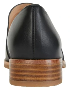 Salvador Flat Shoes In Black Leather -Myer Fashion Store 830508580 6 720x928