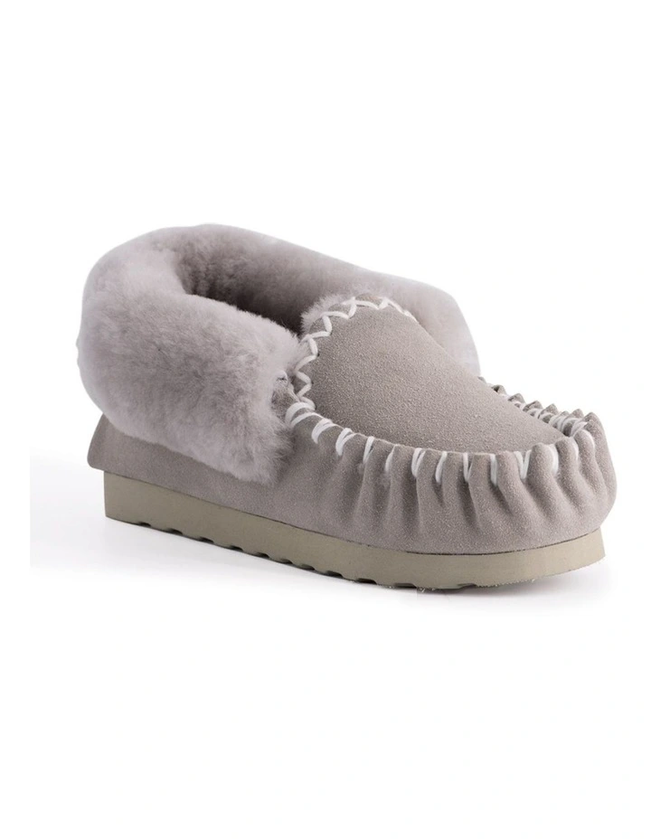 Hand Stitched Womens Sheepskin Moccasin Light Grey 3 Hand Stitched Womens Sheepskin Moccasin Light Grey