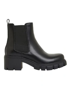 Hasty Black Smooth Boots