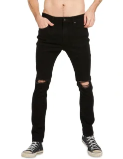 Wrangler R28 Strangler Jean Black