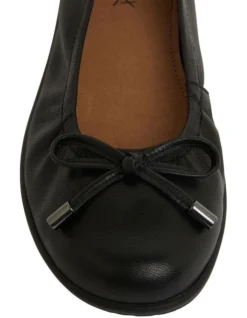 Barton Flat Shoes In Black Leather -Myer Fashion Store 883345330 6 720x928