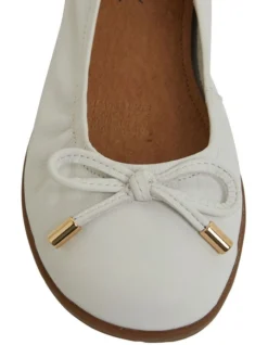 Barton Flat Shoes In White Leather -Myer Fashion Store 883345780 6 720x928