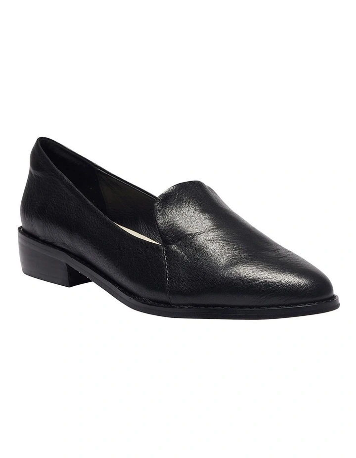 Tara Flat Shoes In Black Leather 4 Tara Flat Shoes In Black Leather - Image 2