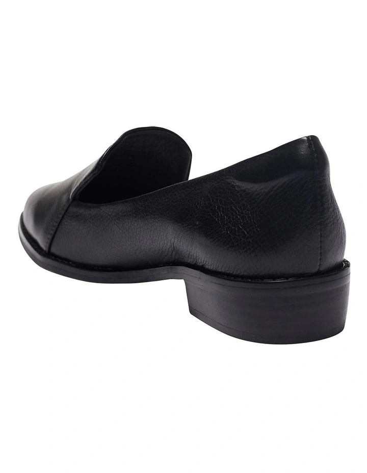 Tara Flat Shoes In Black Leather 8 Tara Flat Shoes In Black Leather - Image 6