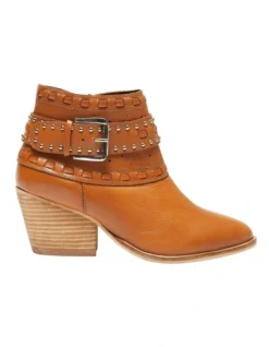 Bossy Tan Glove Boots