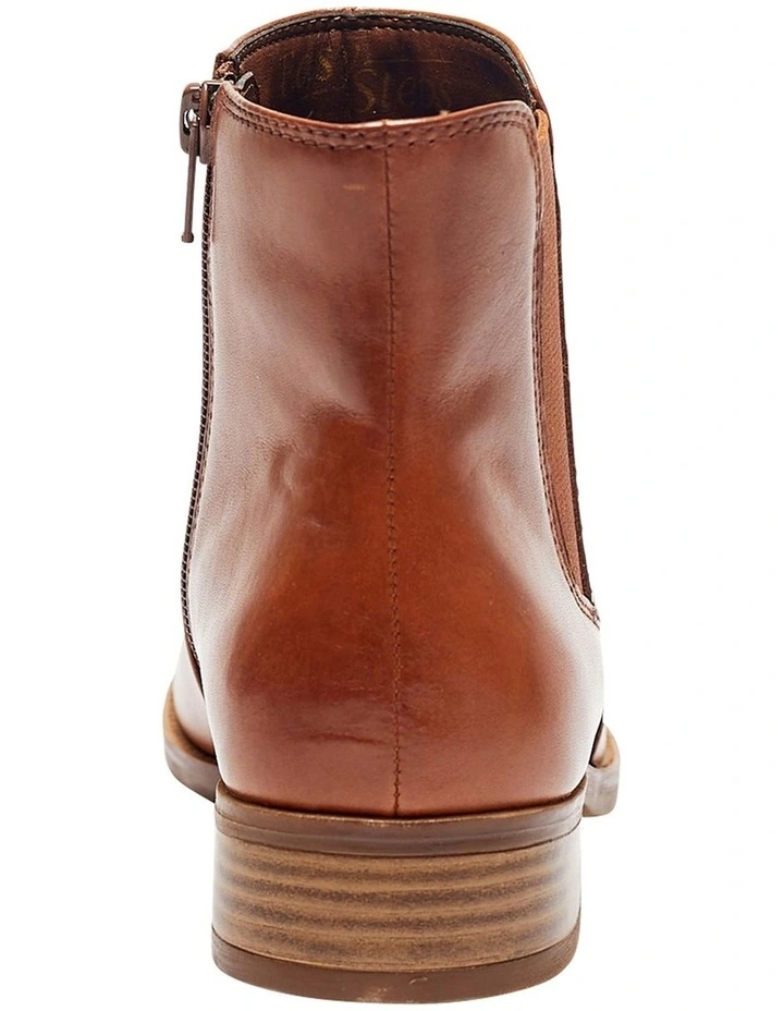 Glasgow Mid Brown Glove Boots 7 Glasgow Mid Brown Glove Boots - Image 5