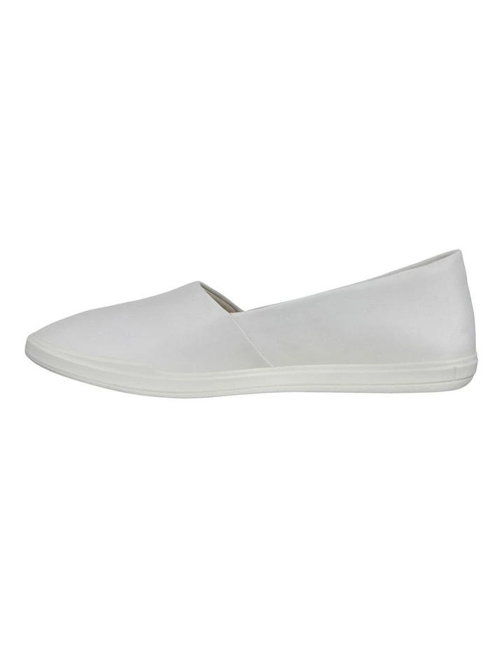 ECCO Simpil Loafers In White 5 ECCO Simpil Loafers In White - Image 3