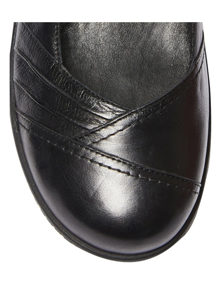 Larissa Flat Shoes In Black Glove 9 Larissa Flat Shoes In Black Glove - Image 7