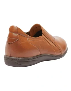 Latrobe Flat Shoes In Mid Brown Glove -Myer Fashion Store 930000340 4 720x928