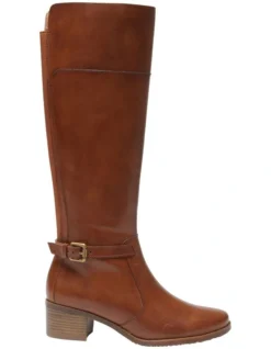 Junction Boots In Mid Brown Glove