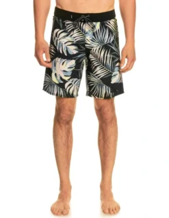 Quiksilver Highlite Arch 19" Boardshorts In Black