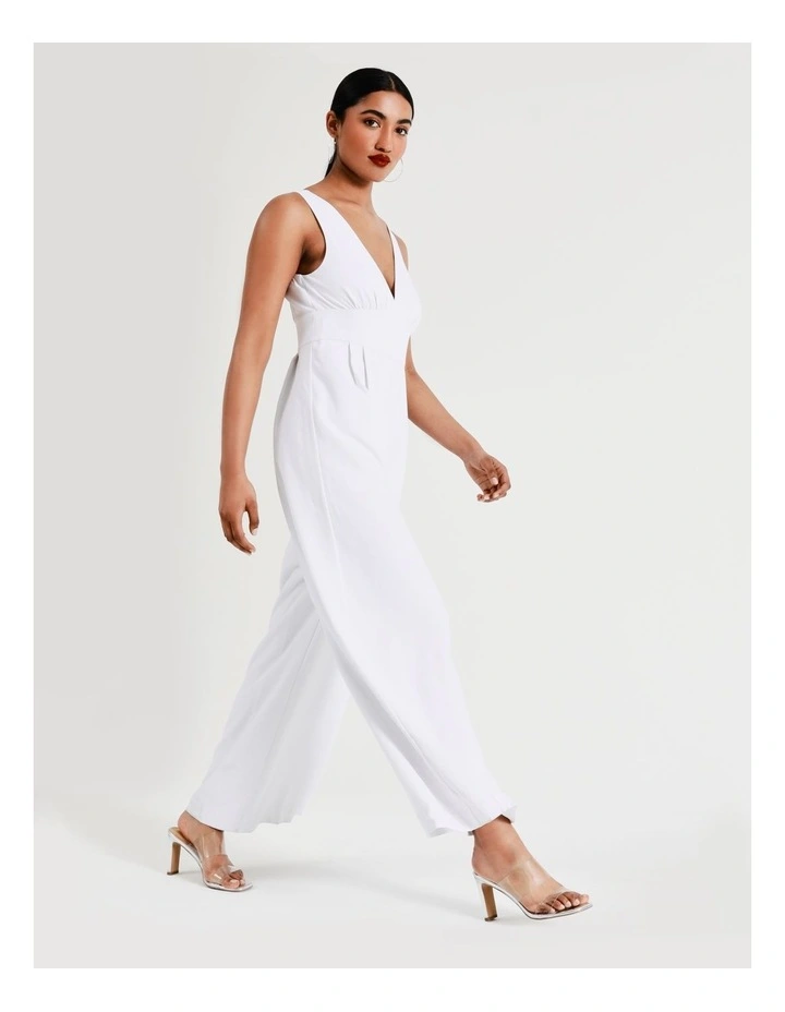 Wide Leg V-Neck Recycled Blend Jumpsuit In White 5 Wide Leg V-Neck Recycled Blend Jumpsuit In White - Image 3