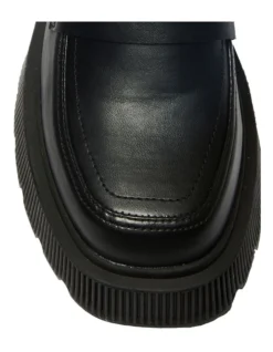 Tag Smooth Flat Shoes In Black -Myer Fashion Store 955936990 7 720x928