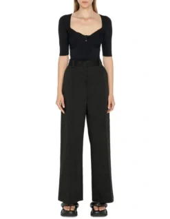 Twist Front Knit In Black