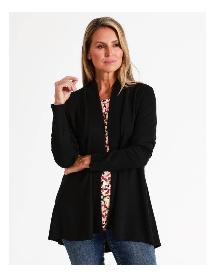 Regatta Sustainable Viscose Blend Edge To Edge Knit Travel Cardigan In Black 4 Regatta Sustainable Viscose Blend Edge To Edge Knit Travel Cardigan In Black - Image 2