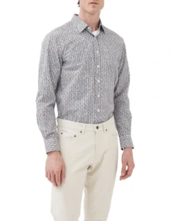 Cape Runaway Long Sleeve Sports Fit Shirt In Snow