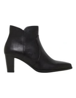 Hush Puppies Heart Boot In Black
