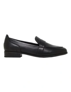 Hush Puppies Lorelei Flat Shoe In Black