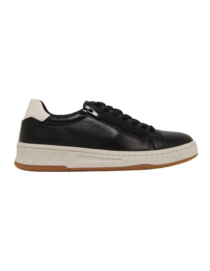 Hush Puppies Spin Sneaker In Black/White 3 Hush Puppies Spin Sneaker In Black/White