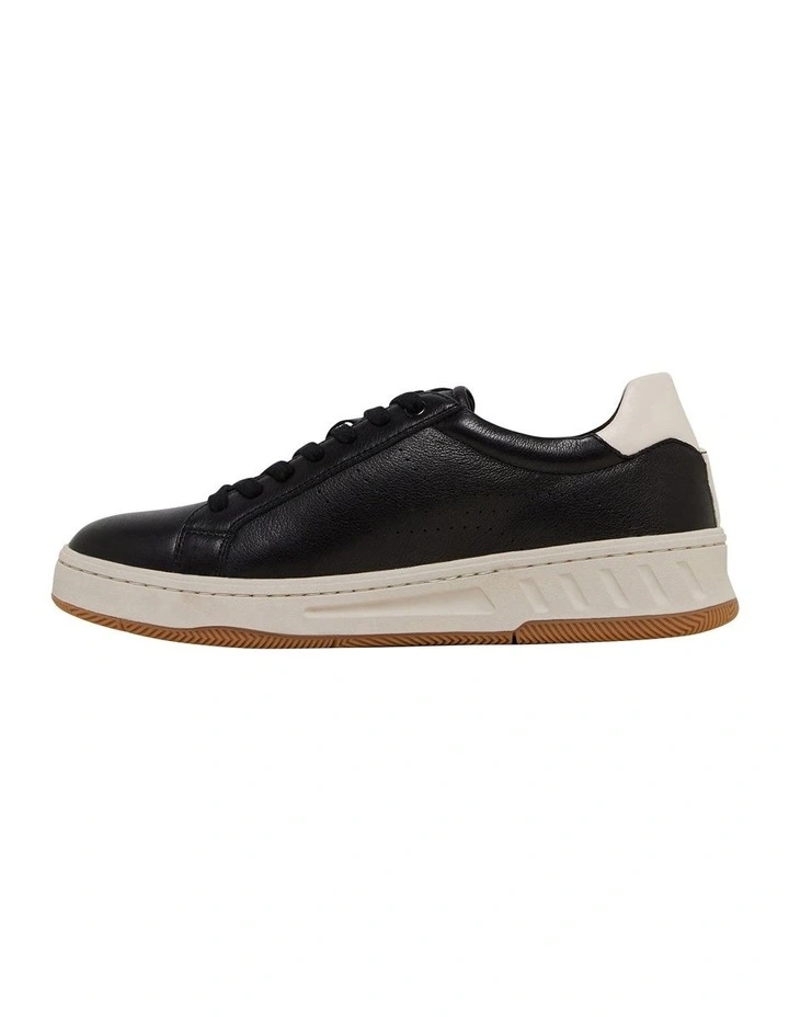 Hush Puppies Spin Sneaker In Black/White 5 Hush Puppies Spin Sneaker In Black/White - Image 3