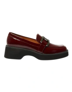 Emma Flat Loafers In Wine Patent Leather