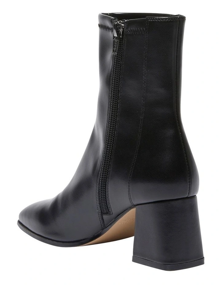Hampton Boots In Black Stretch 8 Hampton Boots In Black Stretch - Image 6