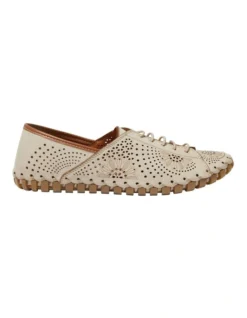 Talan Flat Shoes In Off White/Tan Leather