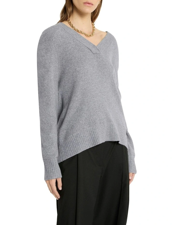 Moda Cashmere V Neck Knit Top In Grey 6 Moda Cashmere V Neck Knit Top In Grey - Image 4