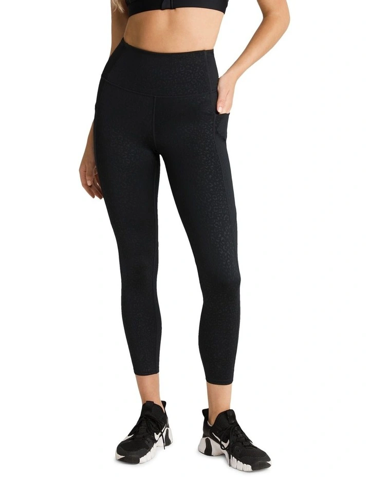 Pocket Scrunch Bum Ankle Grazer Tights In Black 7 Pocket Scrunch Bum Ankle Grazer Tights In Black - Image 5