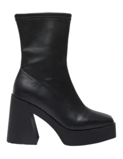 Xanadu Boots In Black