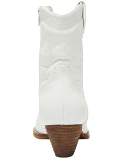 Texas Western Boots In White -Myer Fashion Store 983981350 5 720x928