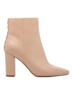 Nine West Yuhav Ankle Boot In Beige