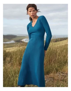 Crepe V Neck Knit Dress In Sorrento Blue 11 Crepe V Neck Knit Dress In Sorrento Blue -Myer Fashion Store 993177640 5 720x928